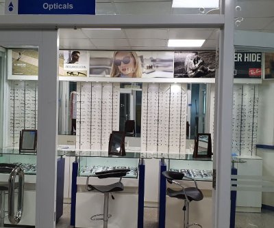 Kampala - Dr Agarwals Eye Hospital
